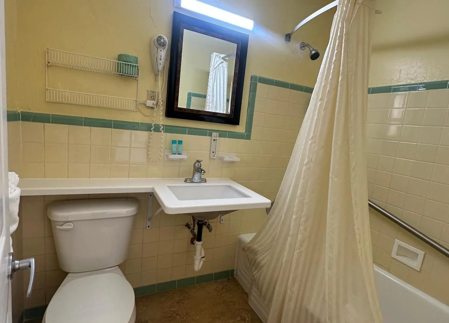Motel Super Inn By Oyo Daytona Beach Near Airport United States