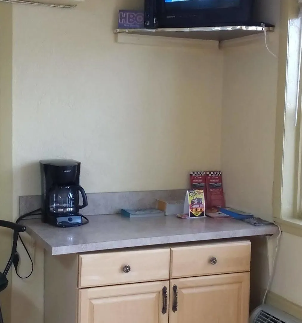 Super Inn By Oyo Daytona Beach Near Airport Motel