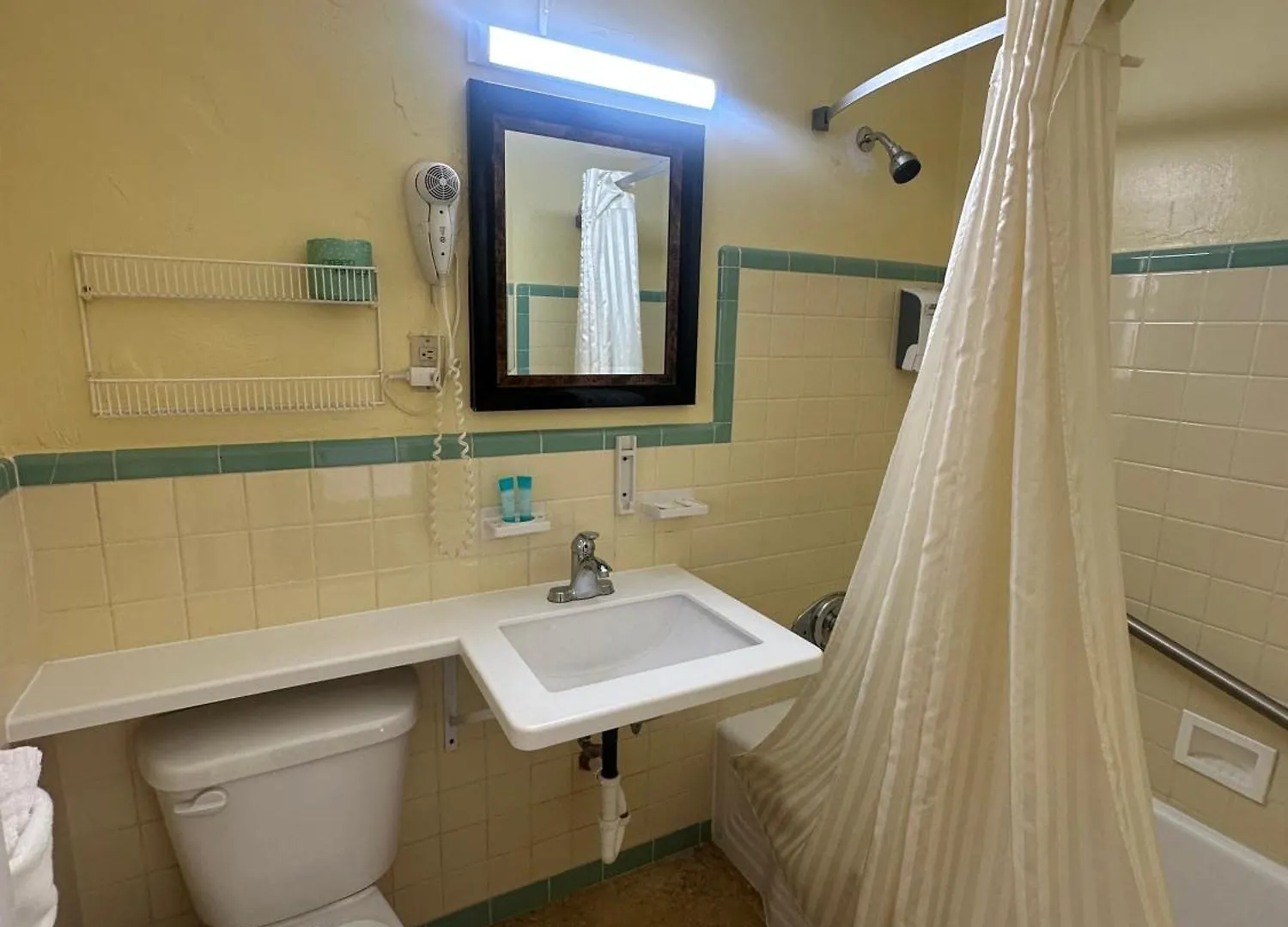 Super Inn By Oyo Daytona Beach Near Airport 0*,